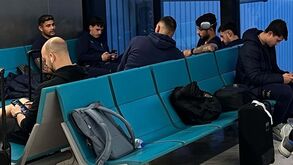 Comitiva do Estoril está desde as 14 horas no aeroporto, mas só deve voar para a Madeira às 22:30