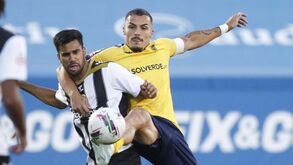 Início do Nacional-Estoril adiado das 15:30 para as 17 horas deste sábado 