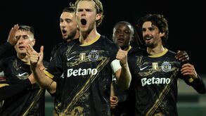 Capitães aptos para a batalha: pesos-pesados voltam ao onze do Sporting