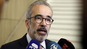 Rangel descompôs e chamou “terroristas anti-Hamas” a deputados do PSD