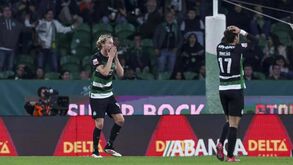 Rui Borges critica expulsão de Hjulmand e penálti: «Há centenas de lances iguais...»