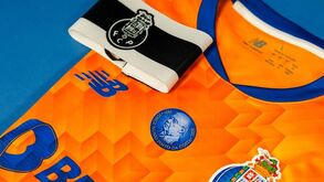 O equipamento de homenagem a Pinto da Costa que o FC Porto usou no jogo com o Farense