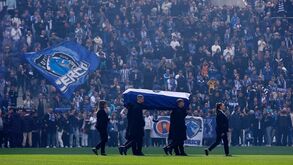 Aplausos, muitas lágrimas e uma homenagem arrepiante no Dragão: assim foi o último adeus a Pinto da Costa
