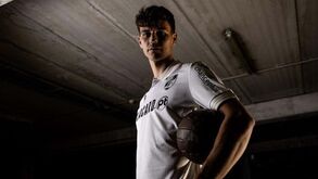 Relvas com estreia à vista