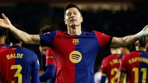 Barcelona-Rayo Vallecano, 1-0: liderança com polémica