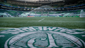 «Críticas rasas e sem base científica»: Palmeiras responde às queixas de Neymar sobre relvados sintéticos