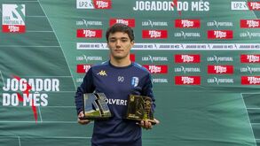 Diogo Nascimento recebe prémios da Liga: «É gratificante, mas dou mérito à equipa»
