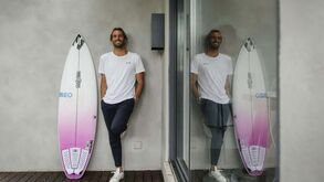 Frederico Morais: «Tenho uma placa com oito parafusos, mas vou voltar a surfar já esta semana»