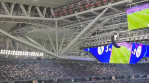 Adeptos do Real Madrid não perdoam e lançam cântico em tom de gozo: «Guardiola, fica; Guardiola, fica...»