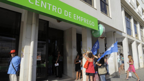 Beneficiários de prestações de desemprego sobem 6,1% em janeiro para 210.012