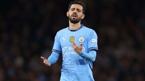 Guardiola prepara revolução: oito craques na porta de saída do Manchester City