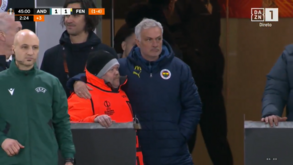 Mourinho saiu da Bélgica com apuramento e ainda... fez um novo amigo