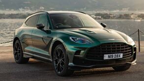 Haaland não faz por menos: craque do Man. City compra carro igual ao medical car da Fórmula 1