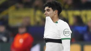 Notícia Record: João Simões vai ser operado ao pé direito e já sabe quanto dura a recuperação