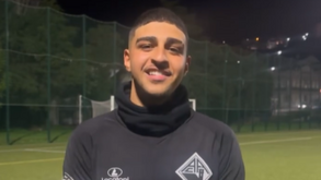 Adrianinho, filho de Adriano 'Imperador', é jogador da Académica SF