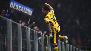 Inter regressa às vitórias e pressiona Nápoles em Itália
