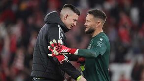 Depois do recorde de remates na Liga, jogadores do Benfica ficaram rendidos a Vaclik