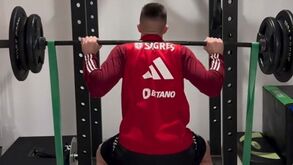 «Ambicioso e humilde»: Trubin mostra-se a treinar horas após ser suplente no Benfica-Boavista 