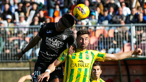 Ac. Viseu-Tondela, 1-1: dérbi das beiras levou mais de cinco mil pessoas ao Fontelo
