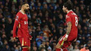 A crónica do Manchester City-Liverpool, 0-2: reds vão de mota