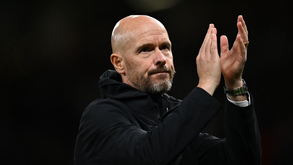 «Se há uma coisa de que tenho saudades é de Old Trafford»: Ten Hag recorda Man. United