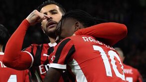 Milan prepara revolução no plantel no próximo verão: italianos falam na saída de Leão, Maignan e Theo