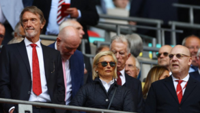 Jim Ratcliffe no Man. United: cortes no pessoal, comida, fita adesiva e até nos parafusos