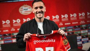 Avançado do PSV confessa: «Os meus pais abandonaram-me aos dois anos e agora pedem-me dinheiro»