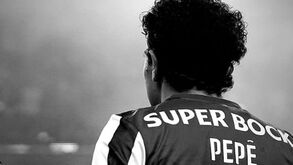 O desabafo de Pepê após lesão: «Dias melhores virão»