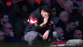Imprensa inglesa faz contas aos milhões que o Man. United terá de gastar para despedir Amorim
