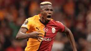 Manchester United prepara-se para atacar Osimhen com Hojlund para troca
