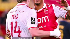 Monaco bate Reims com mais um hat-trick de Mika Biereth