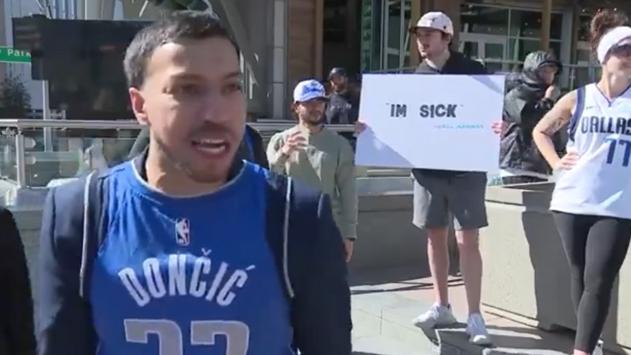 Protestos depois da notícia de saída do esloveno