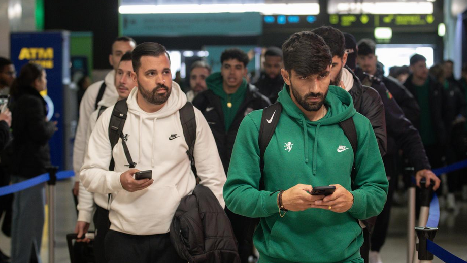 Extremo e avançado desfalcam leões para o duelo da 2.ª mão do playoff da Champions
