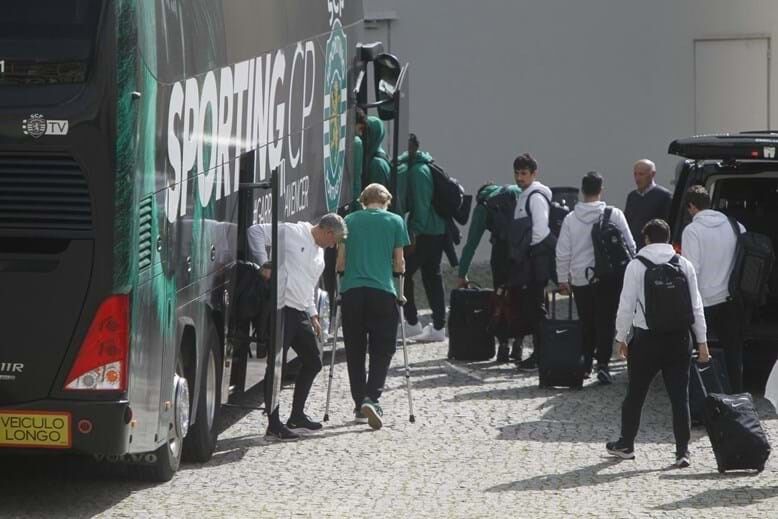 Depois das imagens eis o problema: saiba o que fez Hjulmand chegar a Lisboa de muletas