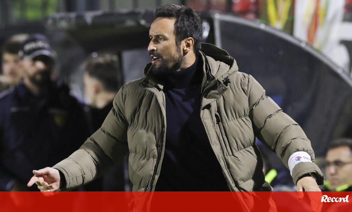 César Peixoto e o empate com o E. Amadora: «Os jogadores tiveram uma ...