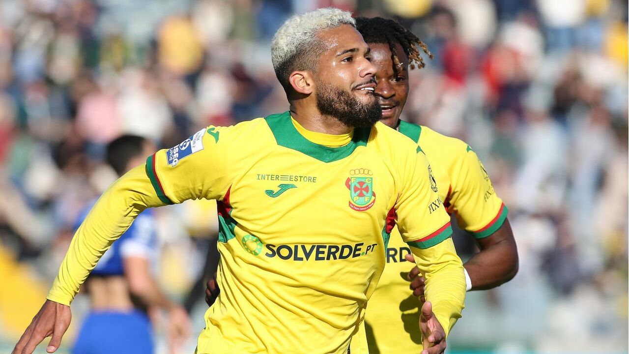 Welton celebra golo pelo P. Ferreira