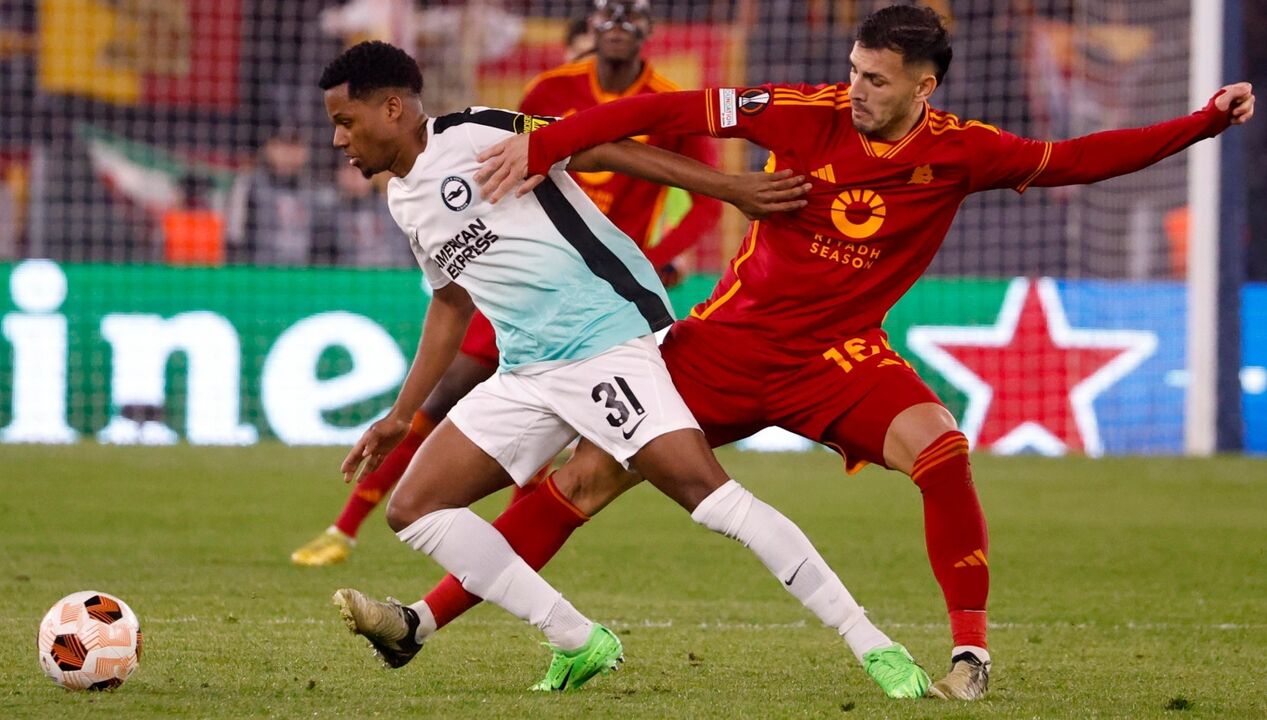 Leandro Paredes em ação ao serviço da Roma