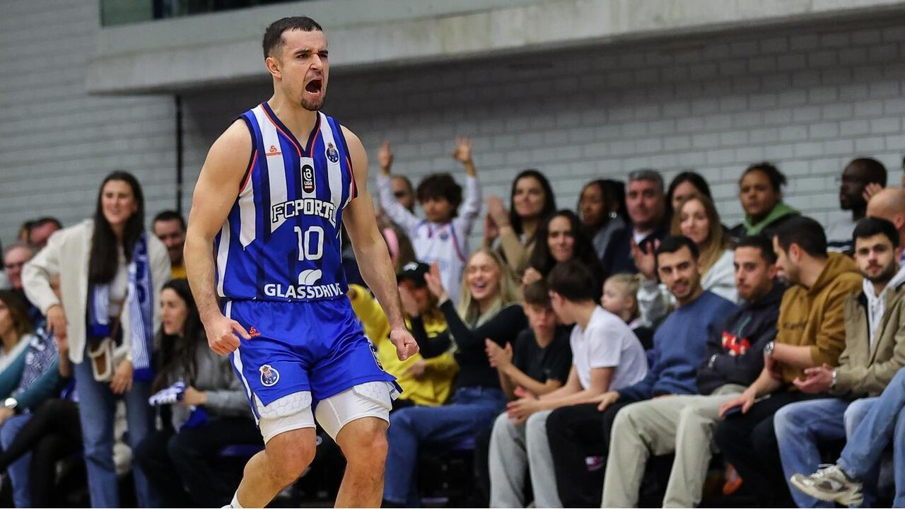Max Landis, jogador de basquetebol do FC Porto