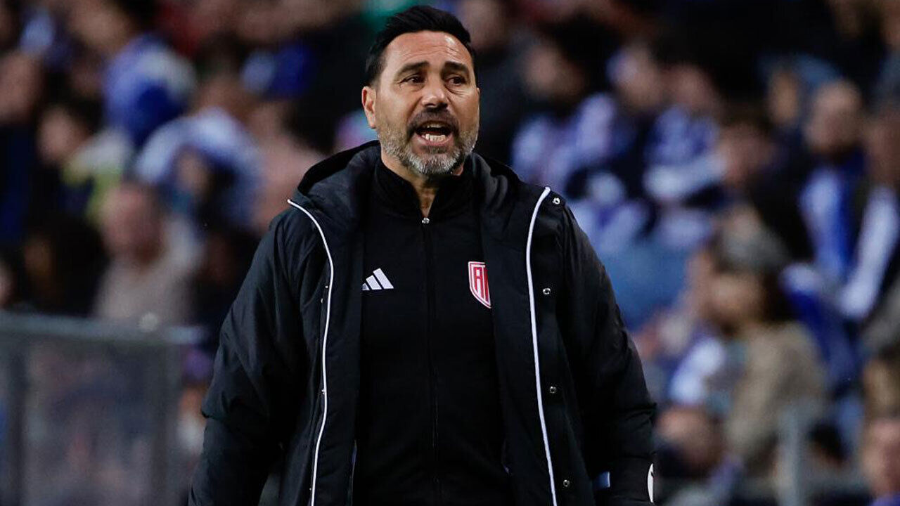 Rui Ferreira no banco do AVS