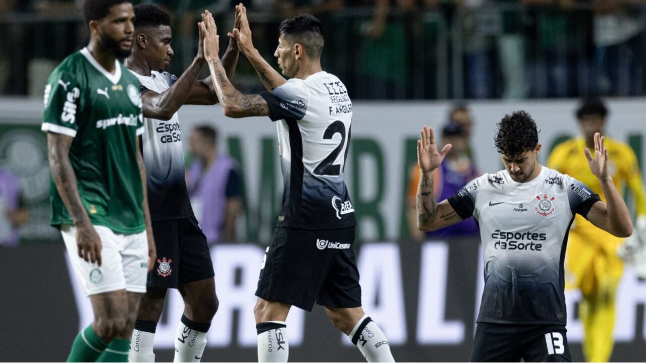 O Palmeiras perdeu com o Corinthians, em casa