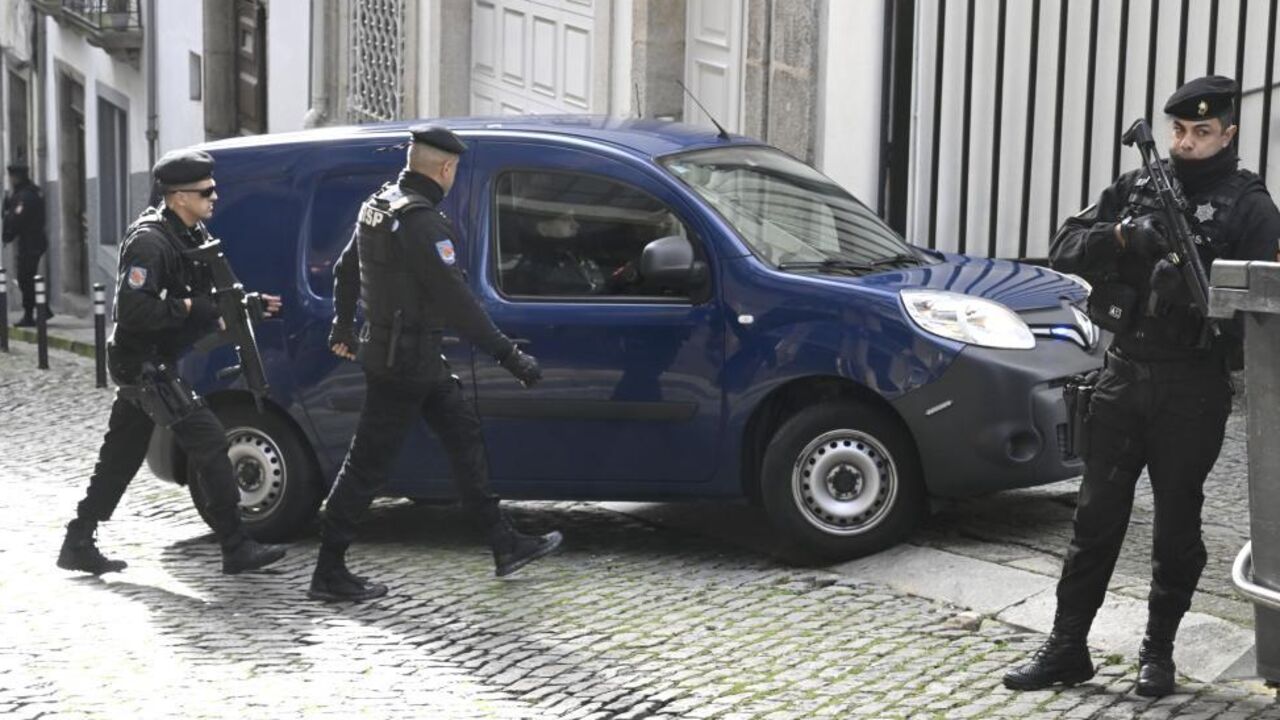 Chegada de Fernando Madureira ao tribunal