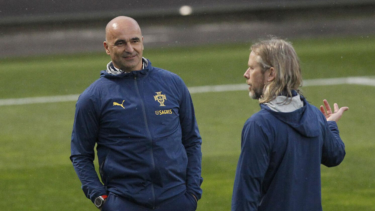 Roberto Martínez e Austin MacPhee
