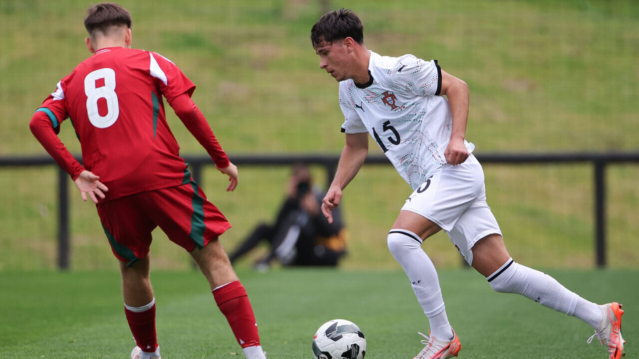 Portugal defrontou a Hungria na ronda decisiva de apuramento para o Europeu de sub-17