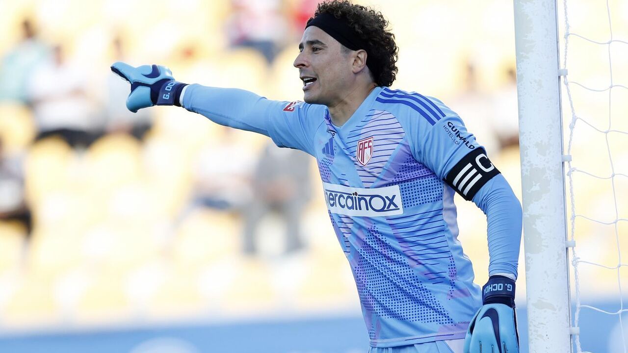 Ochoa, guarda-redes do AVS SAD