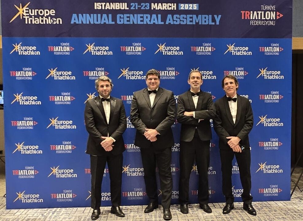 Dirigentes portugueses em Istambul