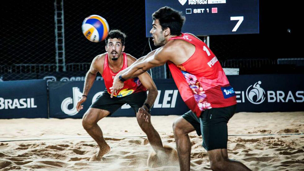 Portugueses em bom plano no México