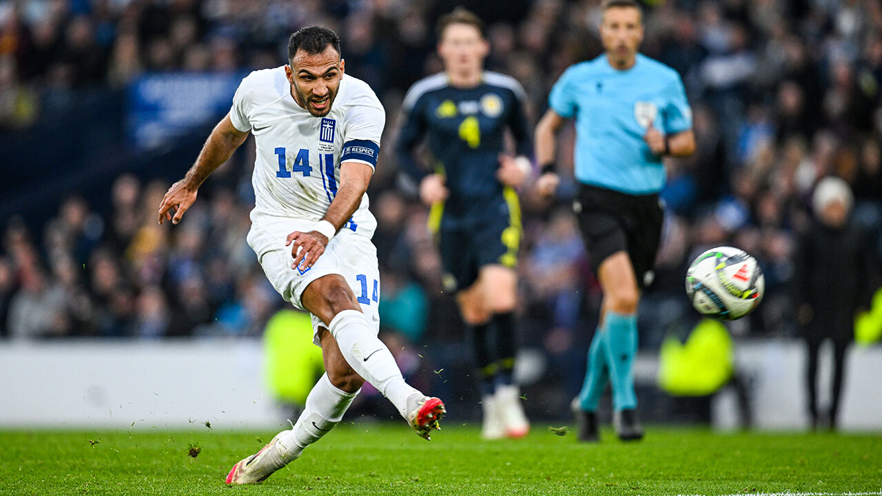 Pavlidis diante da Escócia