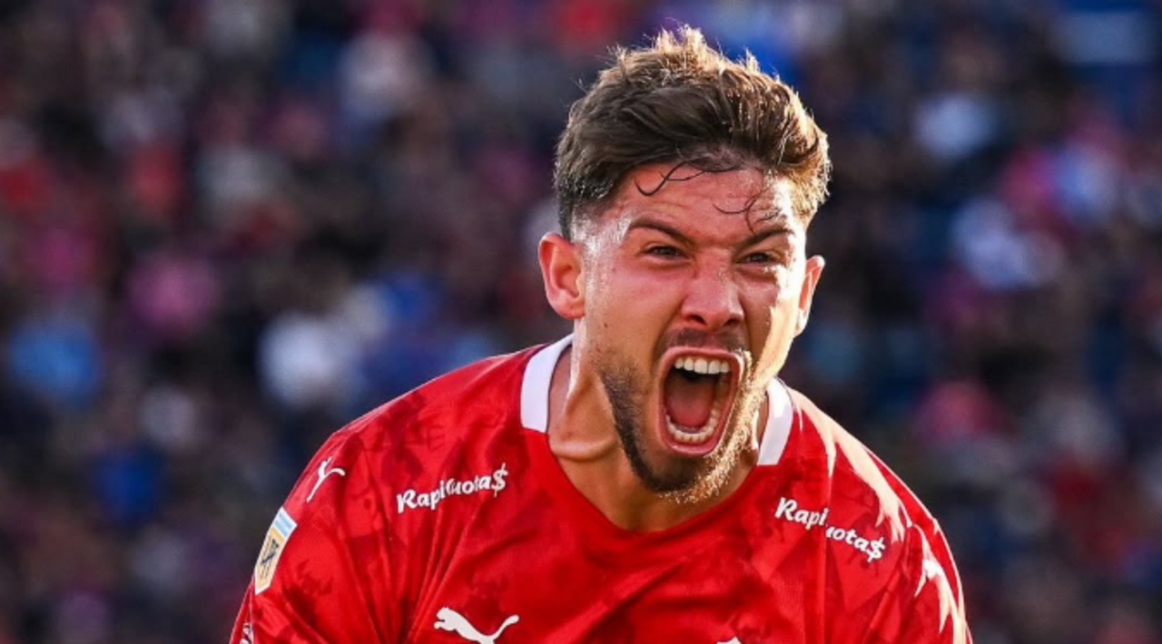 Felipe Loyola representa o Independiente