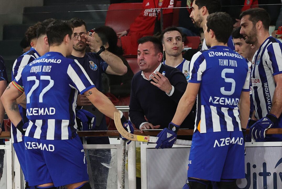 FC Porto vai tentar reagir à derrota na Luz